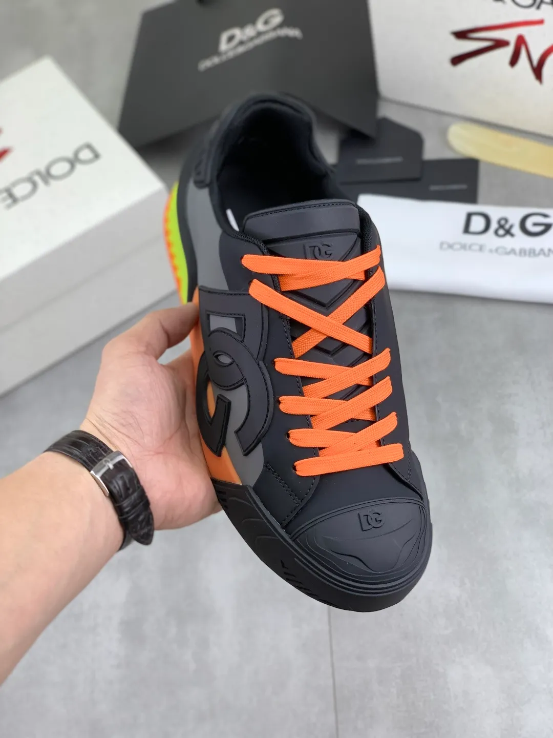 Men's shoes 💰P580💰 [New model] The latest hot style, top original quality, the official website synchronized with "DOLCE&GABBANA [Dolce & Gabbana] ~ High Quality." Effect Low-top casual DG men's shoes, loved by many celebrities, using high-end imported first-layer calfskin splicing logo design + cowhide feet, simple and elegant, perfectly interpreting the latest inspiration for shoes, integrating classics and fashion, luxury dreams, leading fashion Suitable for drivers, light and comfortable to drive, light and breathable for outdoor travel, high-end quality, trustworthy, 5️⃣color🉑️choice! Code number: 38-46